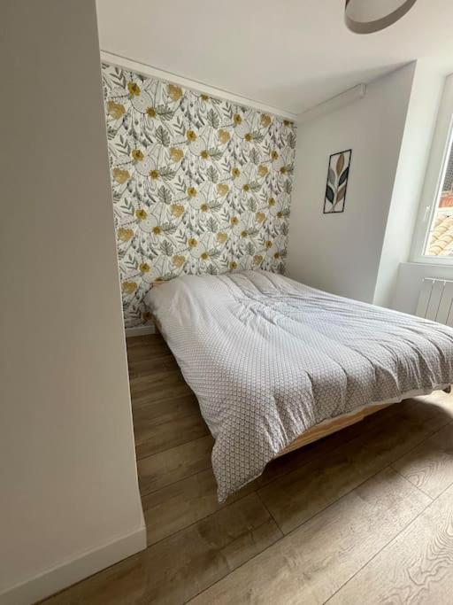 Appartement1 Neuf Climatisee Blaye Exterior photo